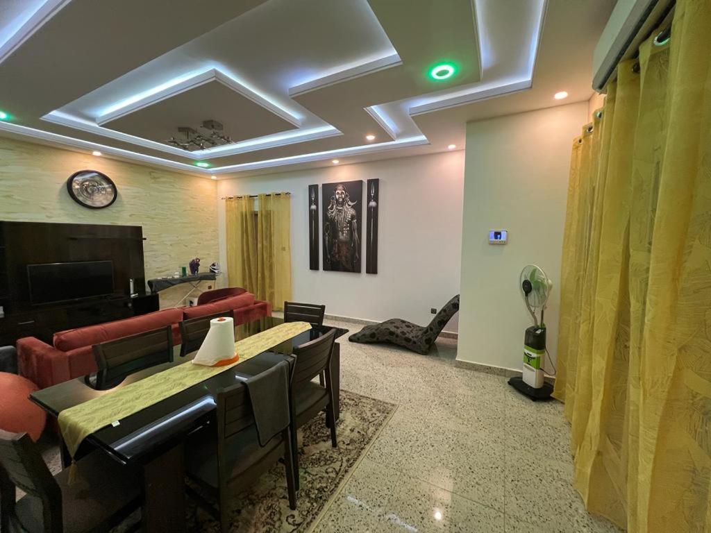 Smb-Gn Residence Lambandji - Electricite Et Wifi H24 Conakry Exterior foto