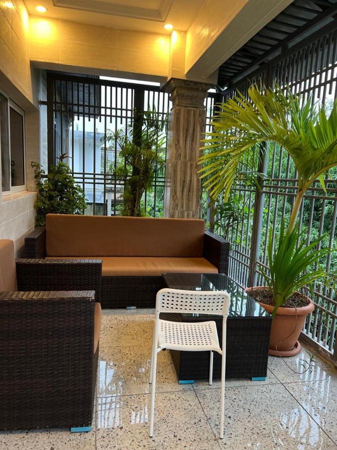 Smb-Gn Residence Lambandji - Electricite Et Wifi H24 Conakry Exterior foto