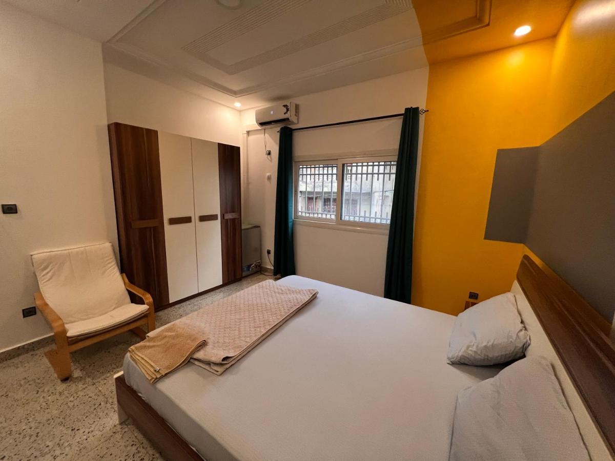 Smb-Gn Residence Lambandji - Electricite Et Wifi H24 Conakry Exterior foto